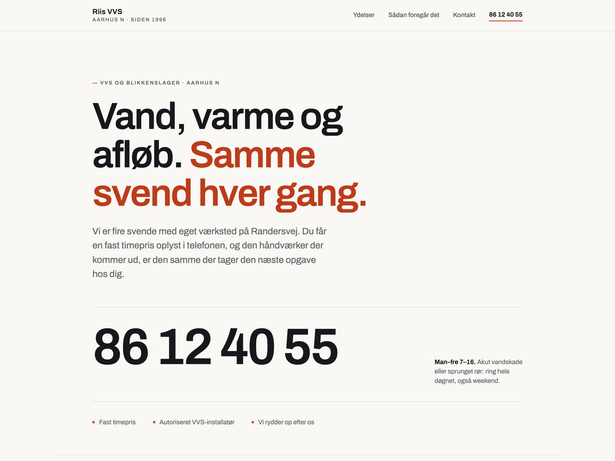 Forsiden af demo-hjemmesiden for Riis VVS, designretning Typografisk